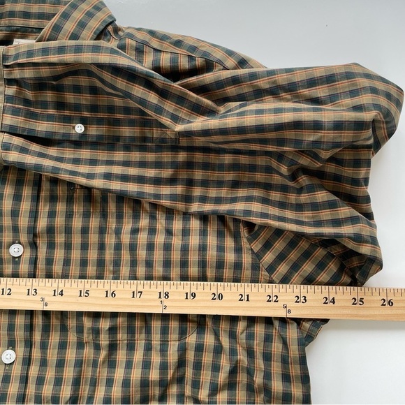 Duluth Trading Company Men's Wrinklefighter Relaxed Fit Long Sleeve Shirt LARGE - Picture 5 of 6